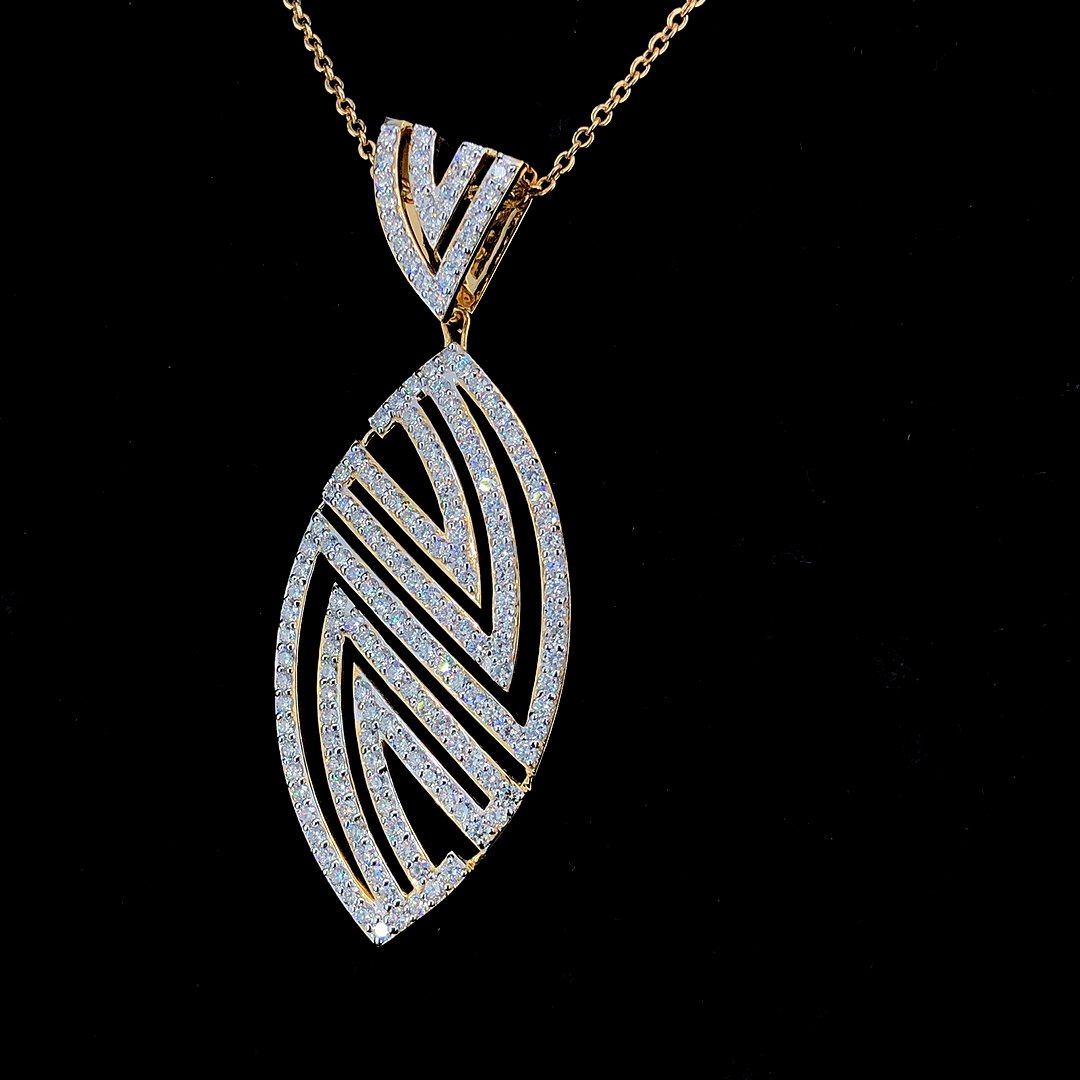Linea Oval Pendant - Image 2