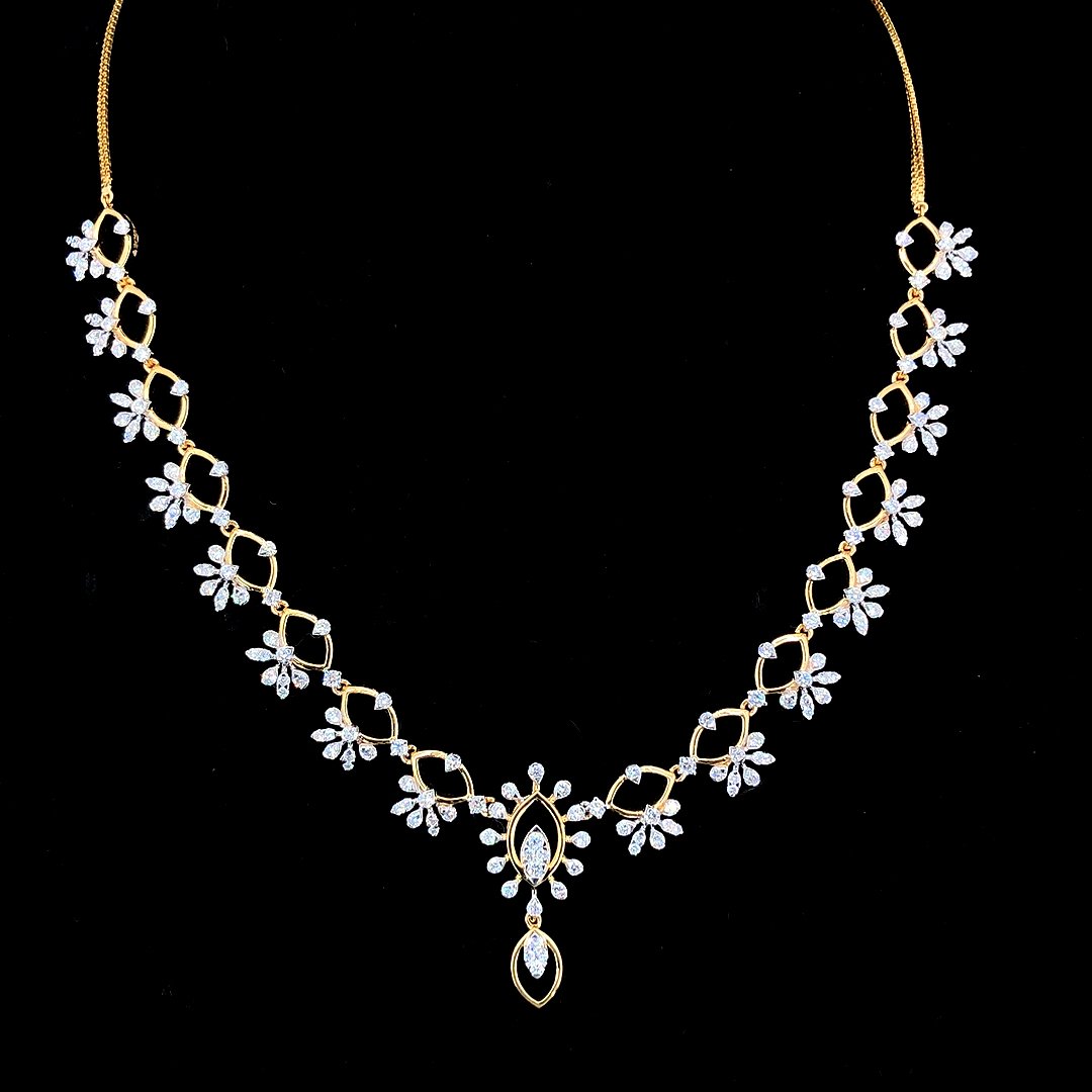 Florencia Diamond Necklace